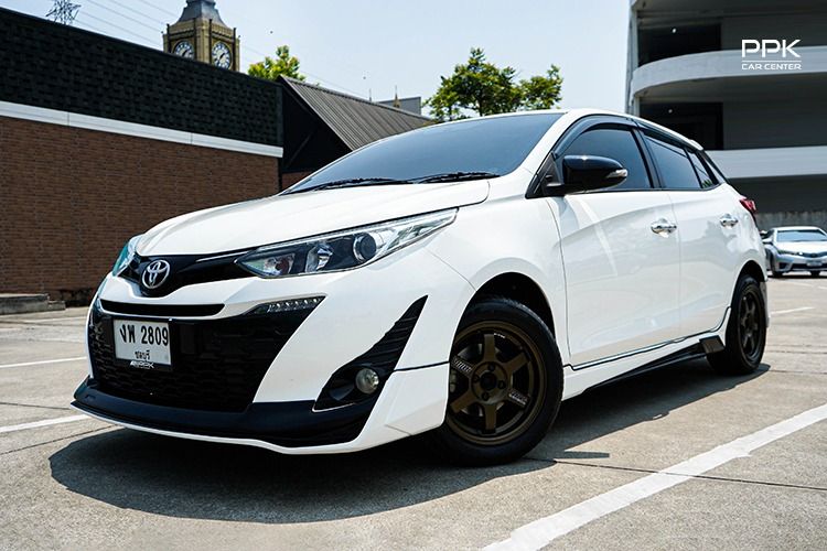 Toyota Yaris 2019 1.2 G Plus Sedan เบนซิน ไม่ติดแก๊ส เกียร์อัตโนมัติ ขาว