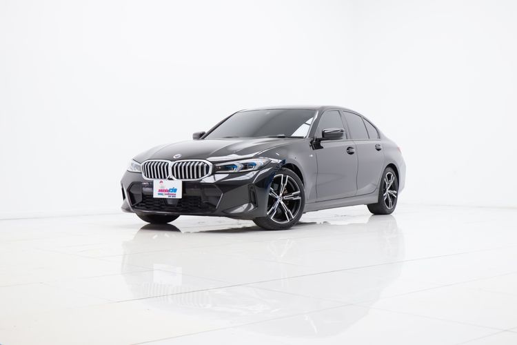 รถ BMW Series 3 320d สี ดำ