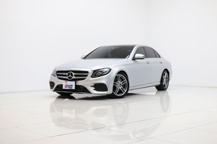 Mercedes-Benz E-Class 2016 E220d Sedan ดีเซล ไม่ติดแก๊ส เกียร์อัตโนมัติ เทา