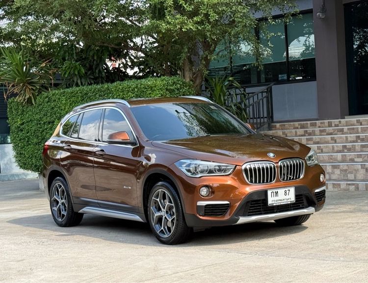 BMW X1 2017 1.5 sDrive18i xLine Utility-car เบนซิน ไม่ติดแก๊ส เกียร์อัตโนมัติ น้ำตาล