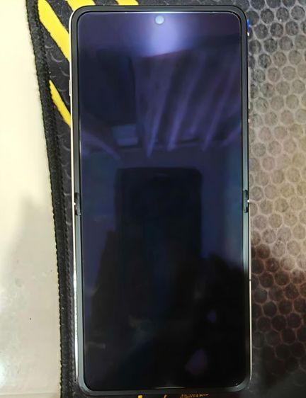 OPPO find n3 flip รูปที่ 4