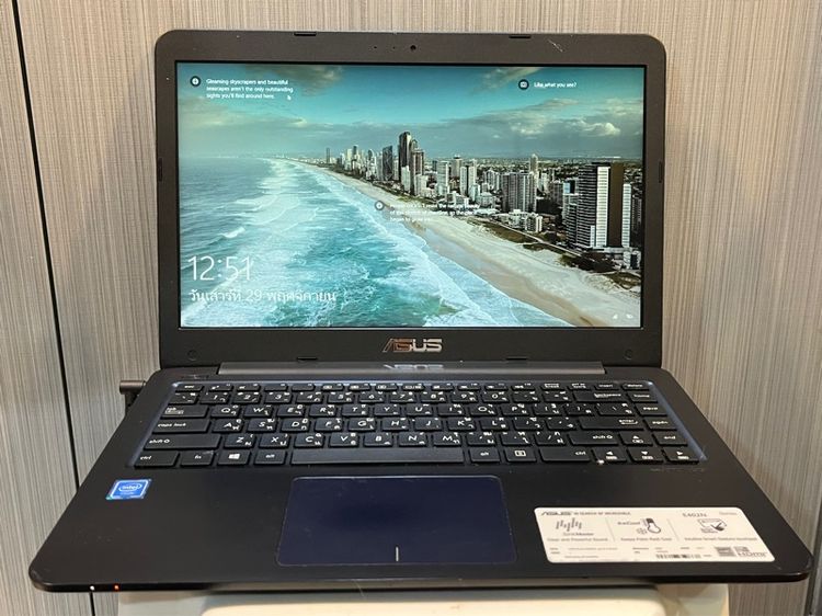 ไม่ใช่ 4 กิกะไบต์ วินโดว์ HDMI  ASUS VivoBook E402N