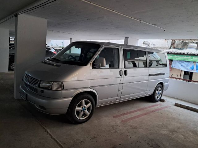 Volkswagen Caravelle 2002 2.8 V6 Van เบนซิน ไม่ติดแก๊ส เกียร์อัตโนมัติ บรอนซ์เงิน รูปที่ 3