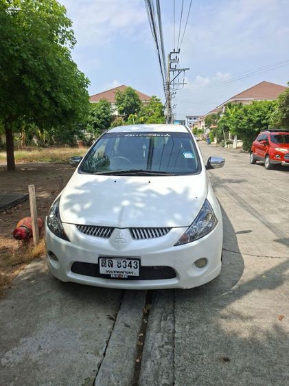 รถ Mitsubishi Space Wagon 2.4 GLS สี ขาว