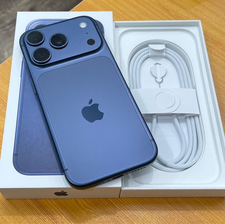 512 GB iphone 17 pro 512 สภาพใหม่เอี่ยม