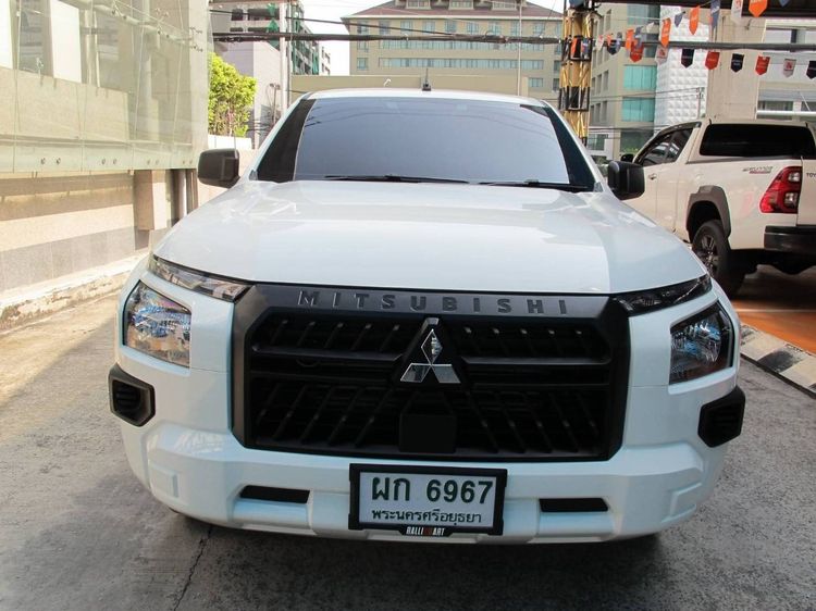 Mitsubishi Triton 2024 2.4 Active Pickup ดีเซล ไม่ติดแก๊ส เกียร์ธรรมดา ขาว รูปที่ 3