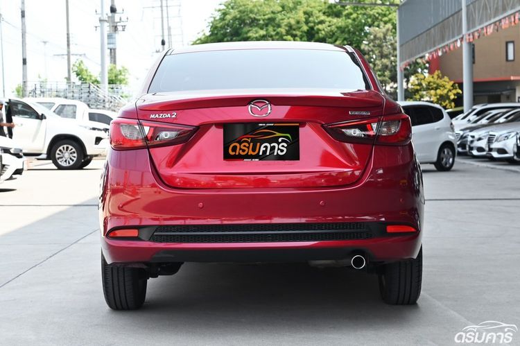 Mazda Mazda 2 2020 1.3 Skyactiv-G S Leather Sedan Sedan เบนซิน ไม่ติดแก๊ส เกียร์อัตโนมัติ แดง รูปที่ 4