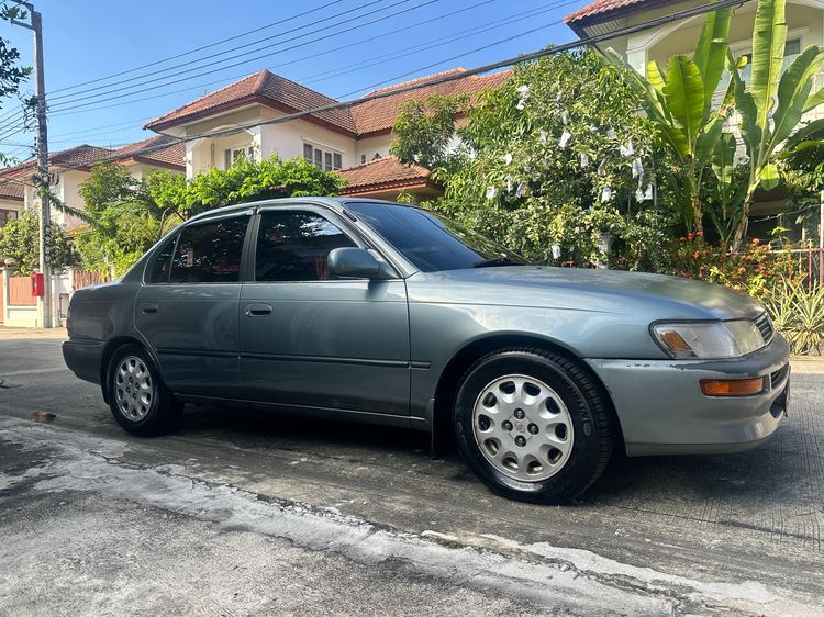 รถ Toyota Corolla 1.6 GXi สี เทา