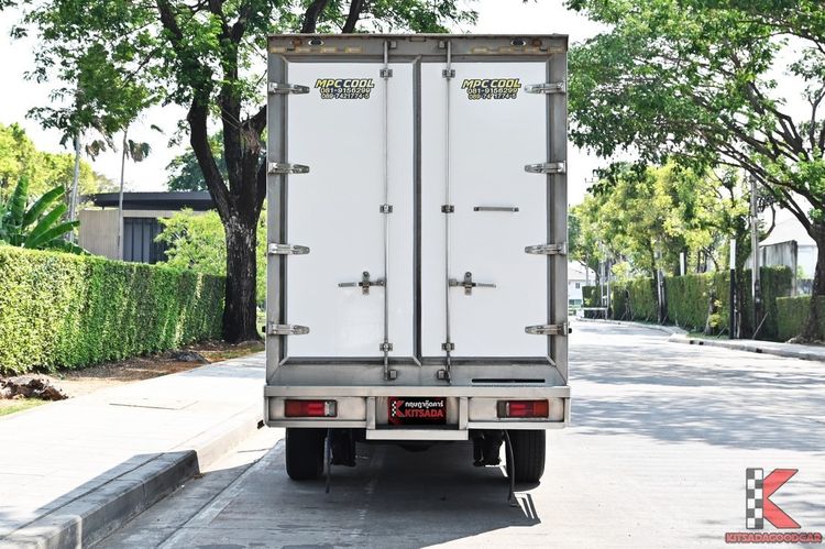 Toyota Hilux Revo 2024 2.4 Entry Pickup ดีเซล ไม่ติดแก๊ส เกียร์ธรรมดา ขาว รูปที่ 4