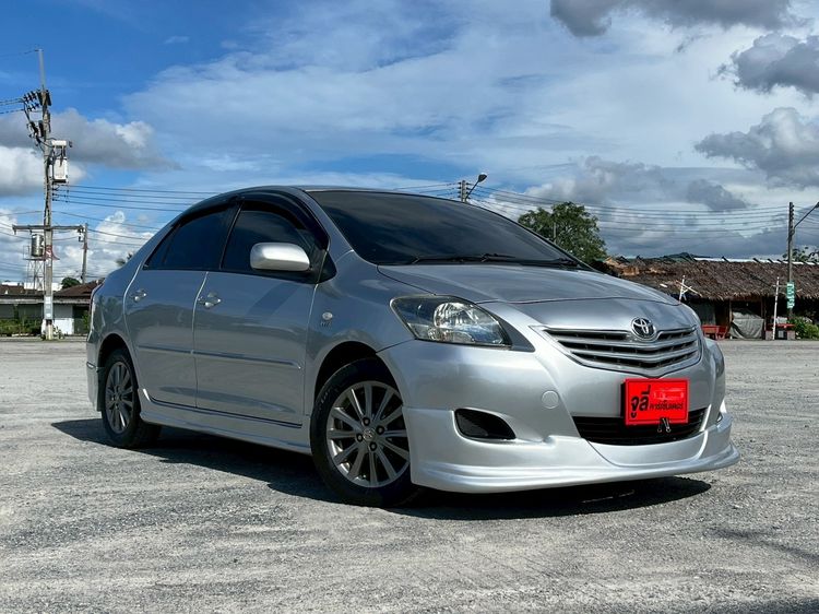 รถ Toyota Vios 1.5 E สี เทา