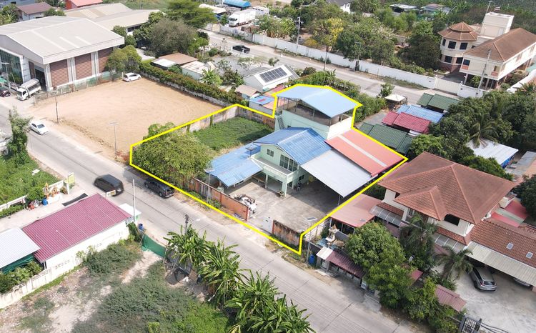อื่นๆ ไม่มี สร้างเสร็จก่อน 2010 ขายบ้านเดี่ยว 2 ชั้น พื้นที่กว้าง 200 ตร.ว.คลองสอง ปทุมธานี