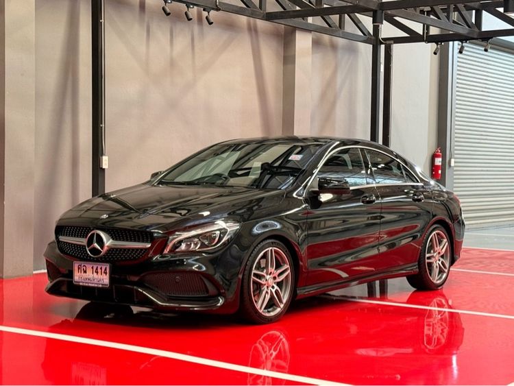 Mercedes-Benz CLA-Class 2017 CLA250 AMG Sedan เบนซิน ไม่ติดแก๊ส เกียร์อัตโนมัติ ดำ รูปที่ 4