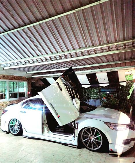 ขายชุดยกประตูปีกนก รถยนต์ Honda Accord G8 ตรงรุ่น