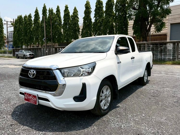 รถ Toyota Hilux Revo Smart Cab 2.4 Mid Z Edition สี ขาว