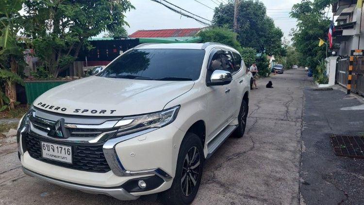 Mitsubishi Pajero Sport 2018 2.4 GT Premium 4WD Sedan ดีเซล เกียร์อัตโนมัติ ขาว รูปที่ 3