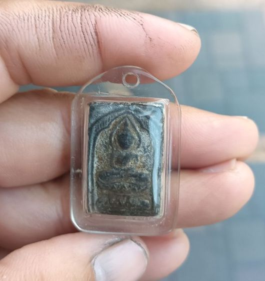 พระสี่เหลี่ยมกรอบพลาสติก 1 องค์