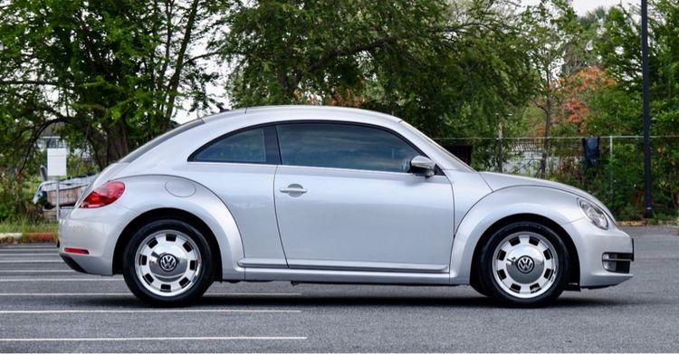Volkswagen Beetle 2013 1.2 TSi Sedan เบนซิน ไม่ติดแก๊ส เกียร์อัตโนมัติ เทา รูปที่ 4