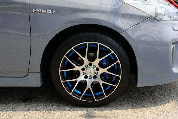 Toyota Prius 2013 1.8 Hybrid Top Option Grade Sedan ไฮบริด ไม่ติดแก๊ส เกียร์อัตโนมัติ เทา รูปที่ 3
