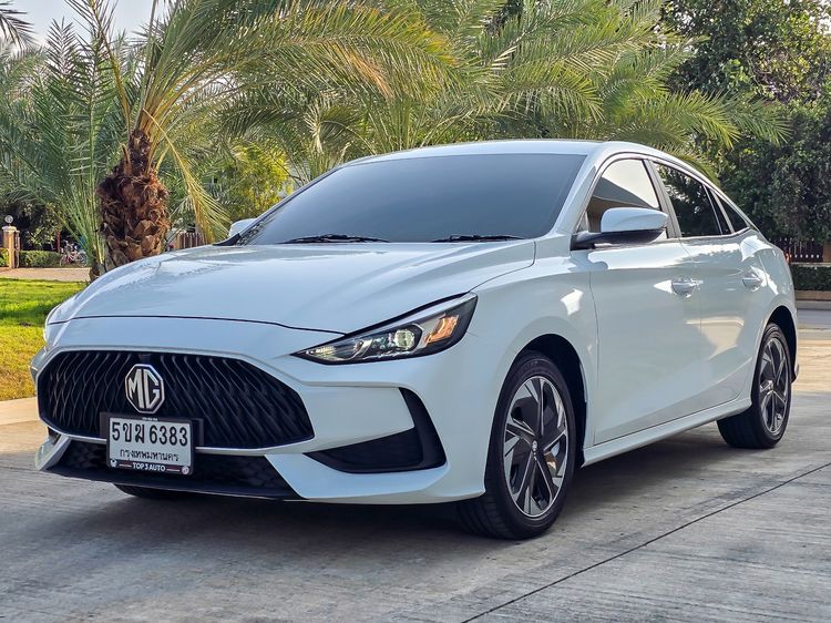 MG MG5 2022 1.5 C Sedan เบนซิน ไม่ติดแก๊ส เกียร์อัตโนมัติ ขาว