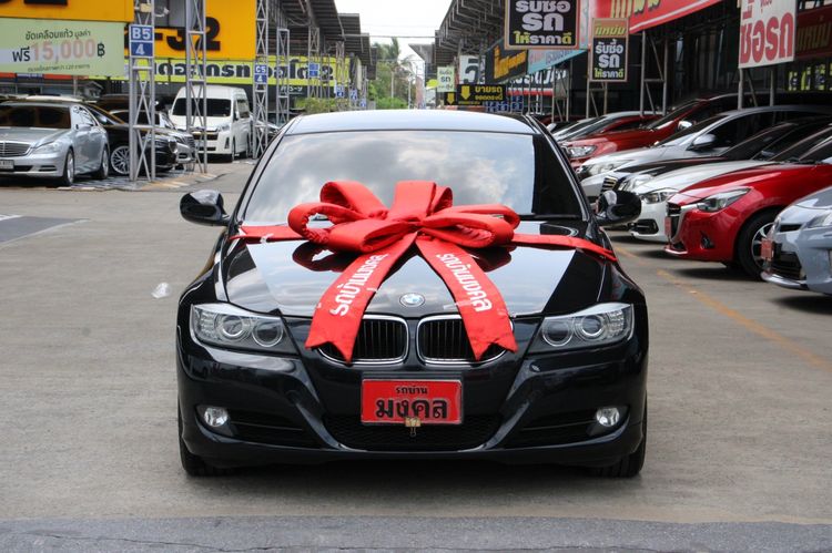 รถ BMW Series 3 318i สี ดำ