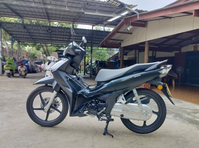 Wave125i ตัวท็อปล่าสุด มีช่องชาร์จไฟUsb รูปที่ 2