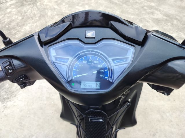 Wave125i ตัวท็อปล่าสุด มีช่องชาร์จไฟUsb รูปที่ 8