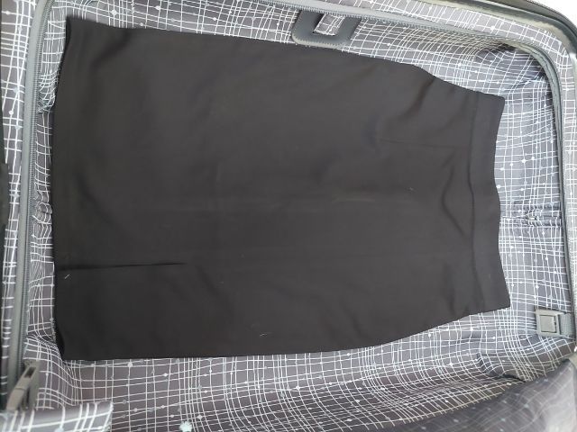 กระโปรงทำงาน XS ตัวละ 50 บาท