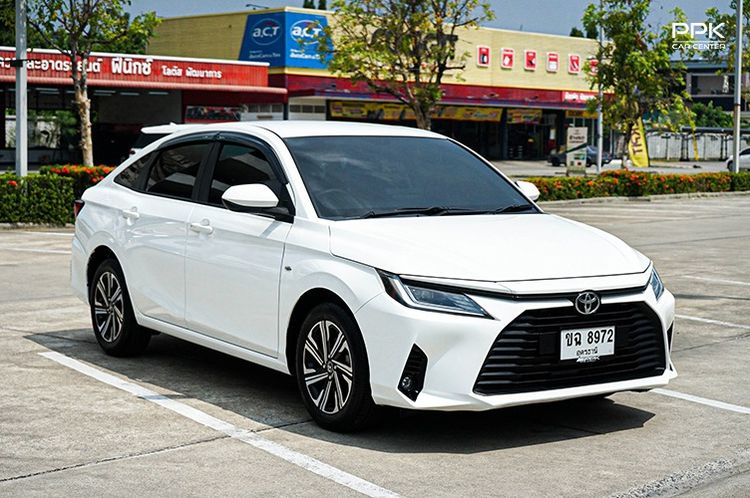 Toyota Yaris ATIV 2022 1.2 Sport Sedan เบนซิน ไม่ติดแก๊ส เกียร์อัตโนมัติ ขาว รูปที่ 3