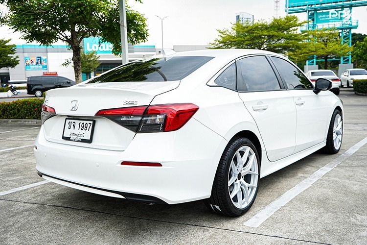 Honda Civic 2021 1.5 EL+ Sedan เบนซิน ไม่ติดแก๊ส เกียร์อัตโนมัติ ขาว รูปที่ 4