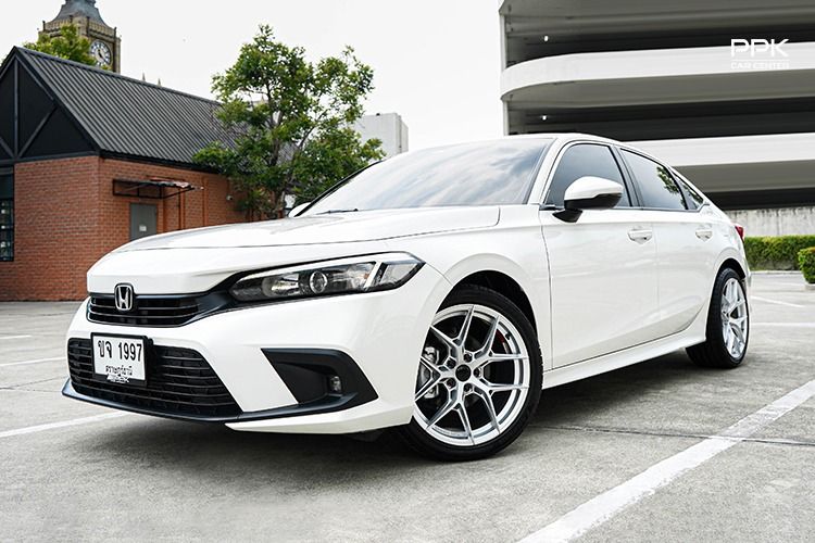 รถ Honda Civic 1.5 EL+ สี ขาว