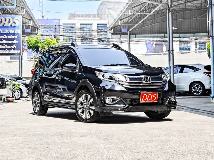 Honda BR-V 2022 1.5 SV Utility-car เบนซิน เกียร์อัตโนมัติ ขาว รูปที่ 4