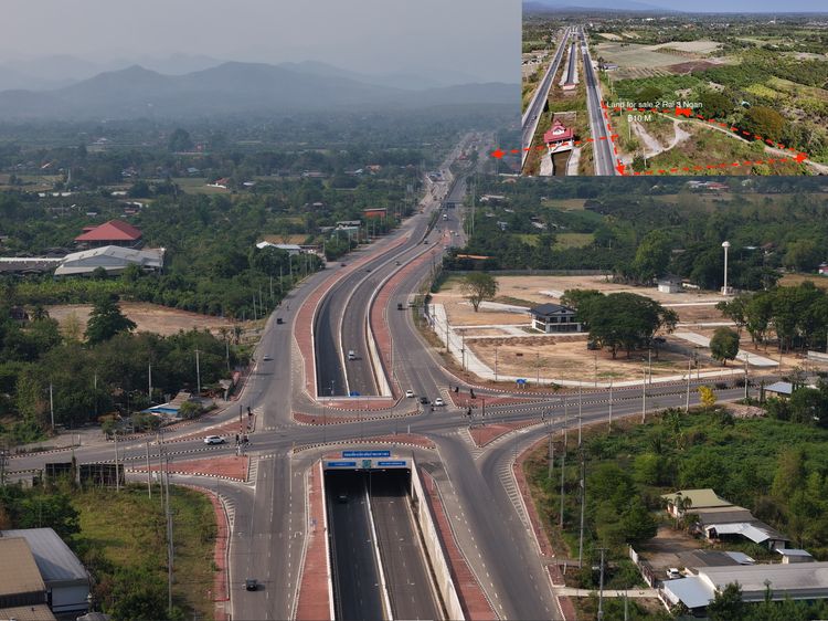 ที่ดินติดถนนใหญ่