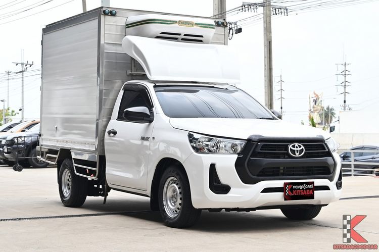 Toyota Hilux Revo 2022 2.4 Entry Pickup ดีเซล ไม่ติดแก๊ส เกียร์ธรรมดา ขาว