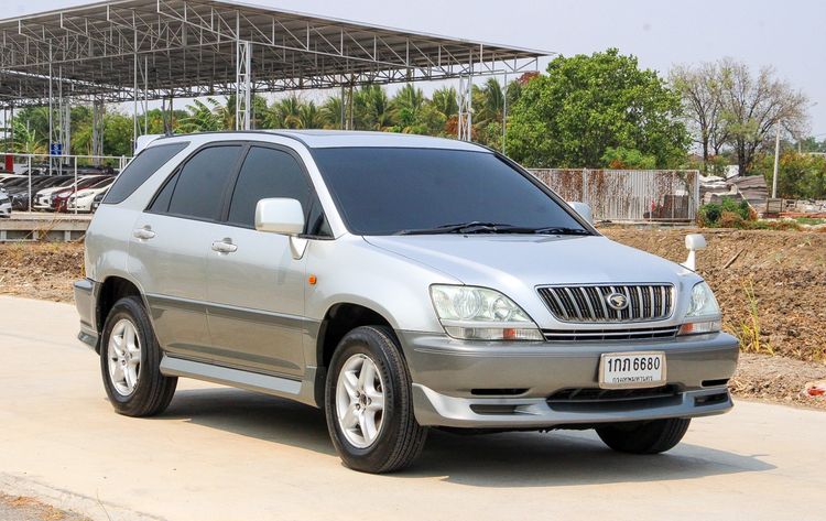 รถ Toyota Harrier 3.0 300G สี เทา