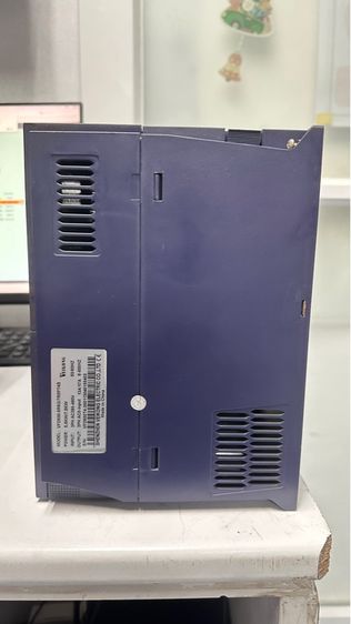 อินวอร์เตอร์  Veikong VFD500 5.5KW รูปที่ 2