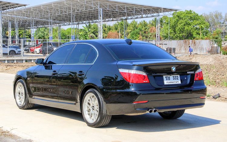 BMW Series 5 2008 525i Sedan เบนซิน ไม่ติดแก๊ส เกียร์อัตโนมัติ ดำ รูปที่ 4