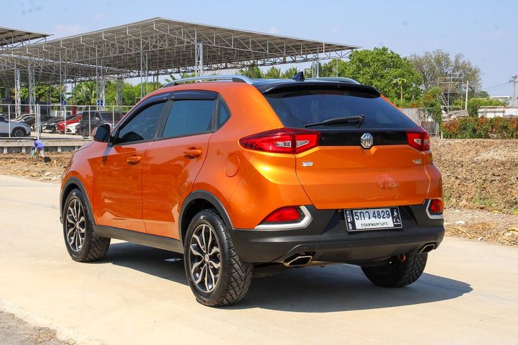 MG GS 2016 2.0 X 4WD Sedan เบนซิน ไม่ติดแก๊ส เกียร์อัตโนมัติ ส้ม รูปที่ 3
