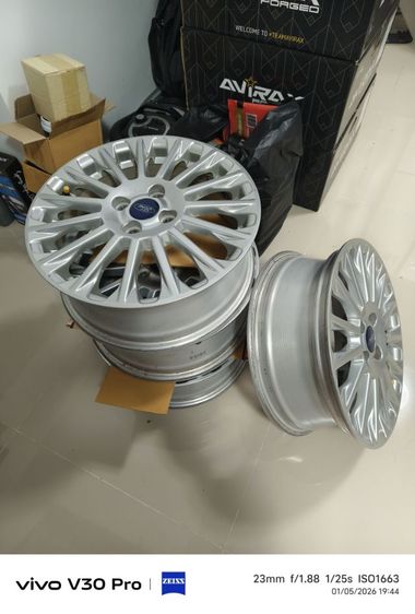 ขายล้อแม็ก ford fiesta ecoboost 1.0 turbo ขอบ16  4รู100 สภาพดี ไม่คดไม่ดุ้ง ถอดเก็บไว้ตั้งแต่ป้ายแดง รูปที่ 6