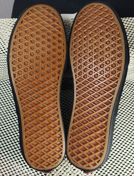 รองเท้า💥VANS Slip - On💥ของแท้‼️สีดำ ล้วนทั้งคู่‼️พื้นเดิม นิ่ม สวยๆ เดิม สภาพดี💥ไซร์ 42 รูปที่ 15
