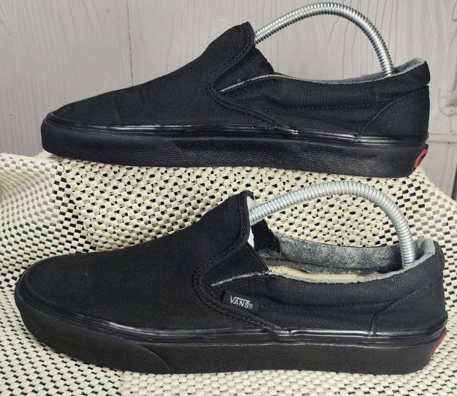 รองเท้า💥VANS Slip - On💥ของแท้‼️สีดำ ล้วนทั้งคู่‼️พื้นเดิม นิ่ม สวยๆ เดิม สภาพดี💥ไซร์ 42 รูปที่ 14