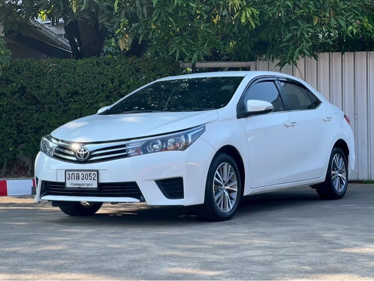 Toyota Altis 2014 1.6 G Sedan เบนซิน ไม่ติดแก๊ส เกียร์อัตโนมัติ ขาว