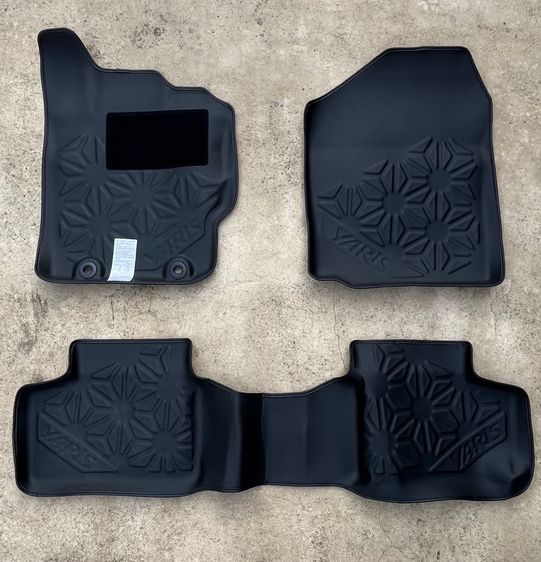 พรมปูพื้นรถยนต์ พรมยาง 3D เข้ารูป Toyota Yaris Ativ ใหม่ มือ1