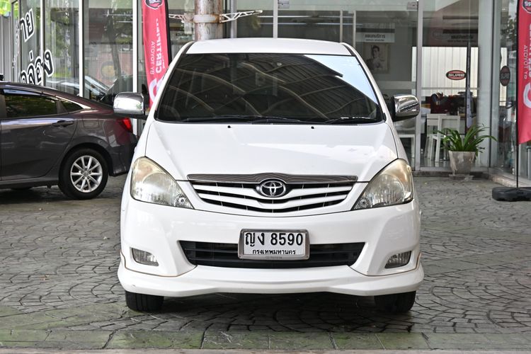 Toyota Innova 2011 2.0 G Utility-car เบนซิน ไม่ติดแก๊ส เกียร์อัตโนมัติ ขาว รูปที่ 2
