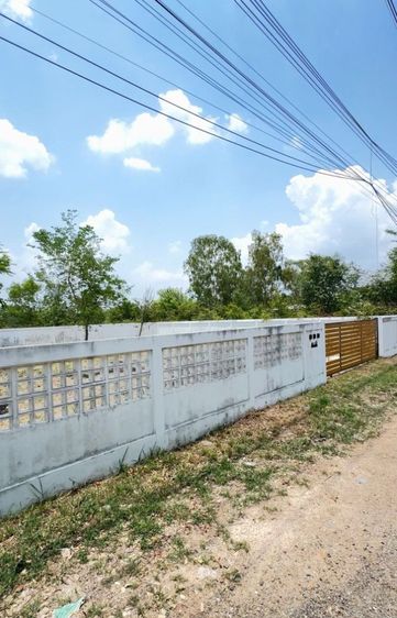 ใช่ ที่ดิน 100 ตร.ว. รูปที่ 2