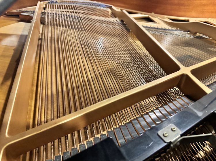 ขาย Grand Piano ยี่ห้อ KAWAI รุ่น KG สภาพดีมาก รูปที่ 12