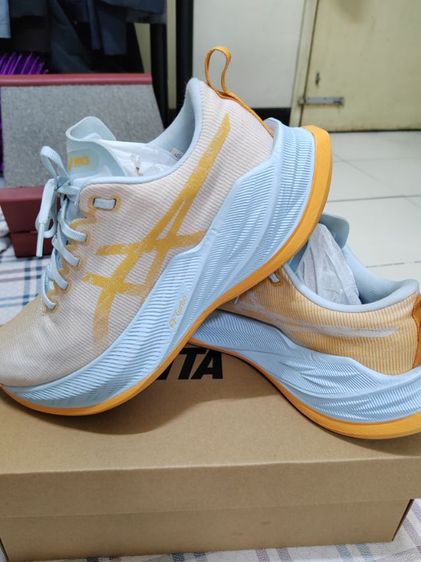 รองเท้าวิ่ง​Acics​ superblas​1 เบอร์​8.5​ 42​ 265​ สภาพดีสวยๆ​ พื้นเนียนๆ​ 950​ รวมส่งติดต่อ​ 0880029726​หรือไอดี​0982548693​