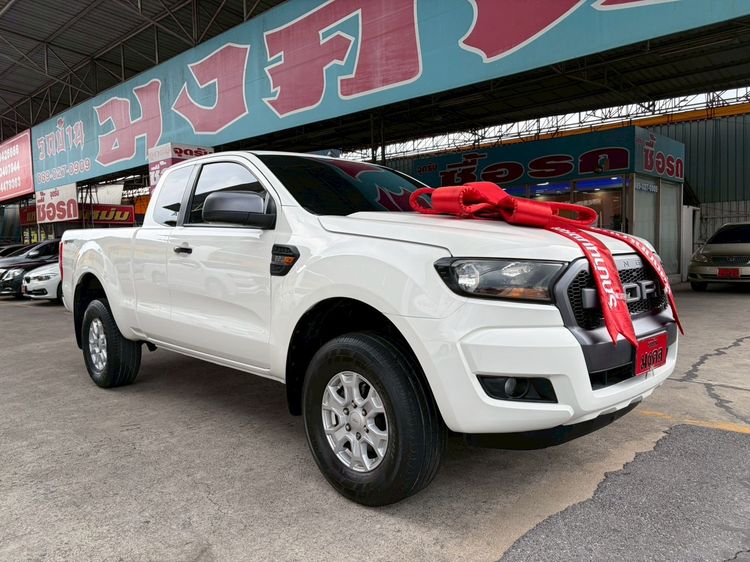 รถ Ford Ranger 2.2 Hi-Rider XLT สี ขาว