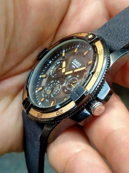 นาฬิกา Casio ถ่าน
สภาพดี เดินดี 
ตัวเรือนสแตนเลส รูปที่ 3