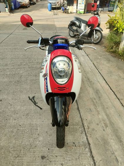🛵ยังไงก็ขาย SCOOPY-i ปี 55 เครื่องดี สีสวย สตาร์ทมือ เล่มชุดโอนครบ+เปลี่ยนถ่ายน้ำมันเครื่องฟรี ส่งฟรี30 ก.ม รูปที่ 4