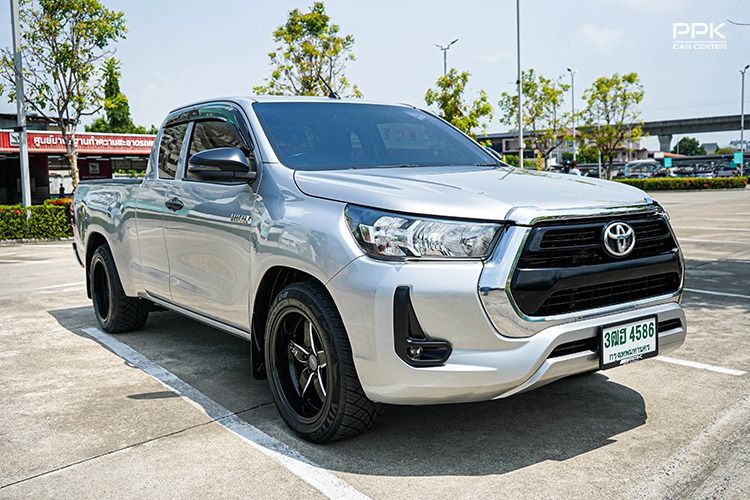 Toyota Hilux Revo 2024 Smart Cab 2.4 Entry Z Edition Pickup ดีเซล ไม่ติดแก๊ส เกียร์อัตโนมัติ เทา รูปที่ 3